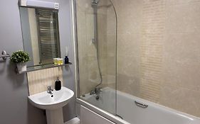 Leevin Stay Apartments City Center